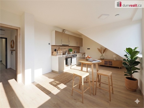 Pronájem bytu 2kk, 48 m² - 2