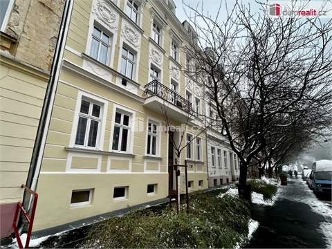 Pronájem bytu 1+1, 38 m² - 0