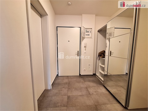 Pronájem bytu 1kk, 33 m² - 24