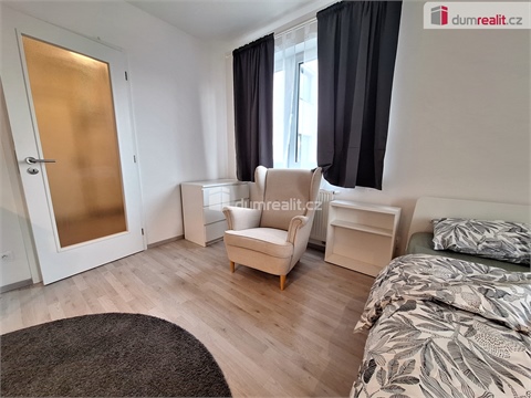 Pronájem bytu 1kk, 33 m² - 14