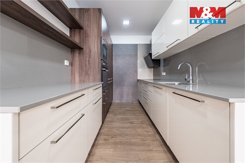 Prodej bytu 3kk, 60 m² - 12