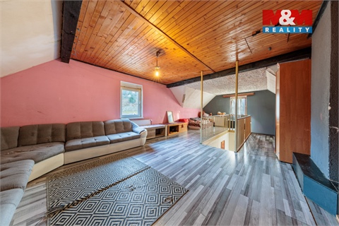 Prodej rodinného domu, 213 m² 10