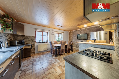 Prodej rodinného domu, 213 m² - 12