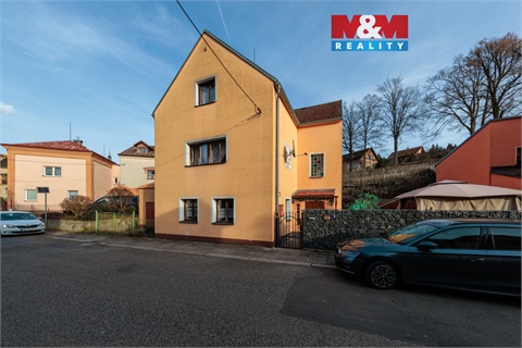 Prodej rodinného domu, 213 m² 0