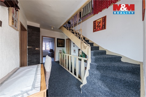 Prodej rodinného domu, 213 m² - 6