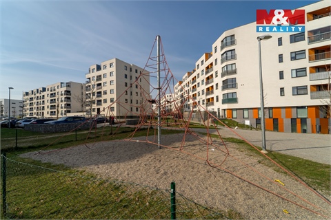 Prodej bytu 2kk, 50 m² 24