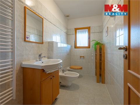 Prodej rodinného domu, 130 m² - 8