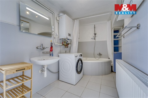 Prodej rodinného domu, 119 m² - 6