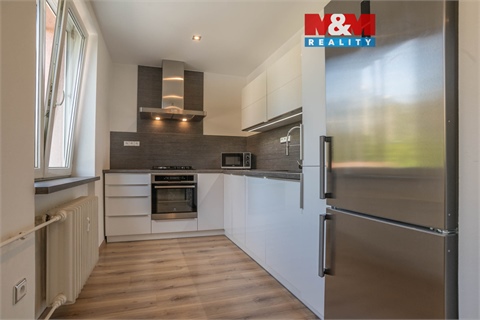 Prodej bytu 3kk, 63 m² 0
