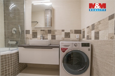 Prodej bytu 3kk, 63 m² 2