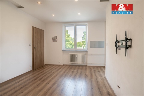 Prodej bytu 3kk, 63 m² - 12