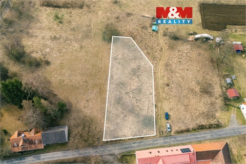 Prodej stavebního pozemku, 1 922 m² 0