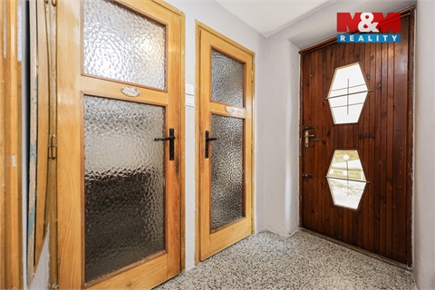 Prodej rodinného domu, 230 m² - 12