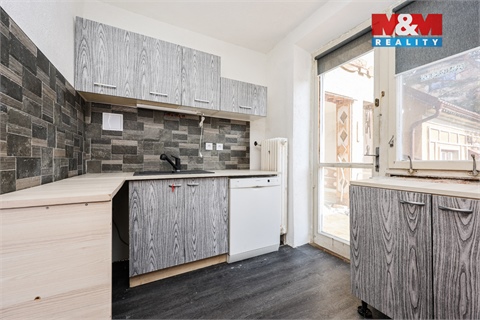 Prodej rodinného domu, 230 m² - 2