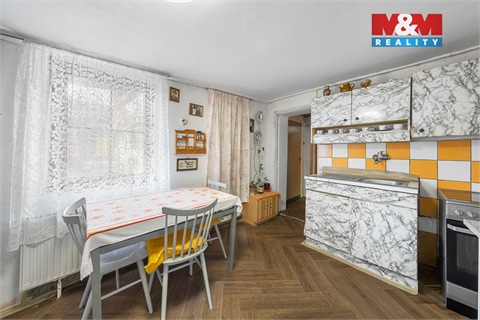 Prodej rodinného domu, 248 m² 24