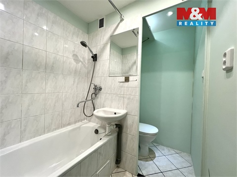 Pronájem bytu 1kk, 32 m² - 0