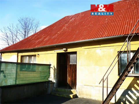 Prodej rodinného domu, 450 m² 0