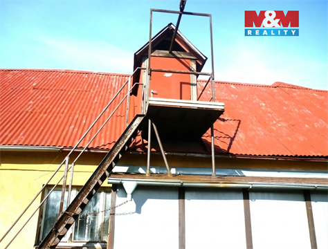 Prodej rodinného domu, 450 m² - 8