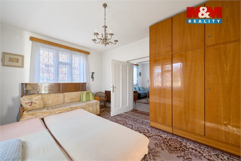 Prodej rodinného domu, 240 m² - 12