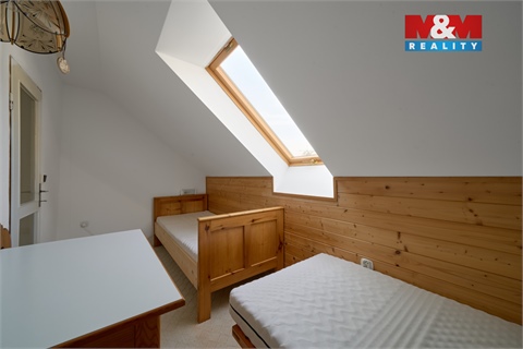 Prodej rodinného domu, 240 m² - 4