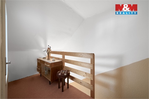 Prodej rodinného domu, 240 m² - 18