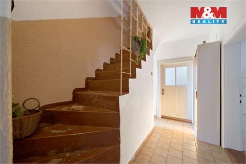 Prodej rodinného domu, 240 m² 24