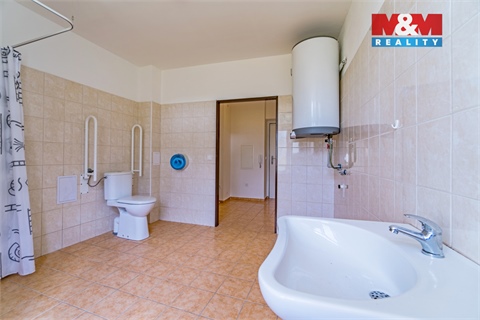 Pronájem bytu 1kk, 41 m² - 4