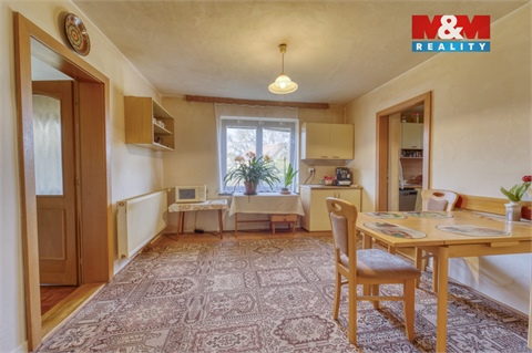 Prodej rodinného domu, 193 m² - 2