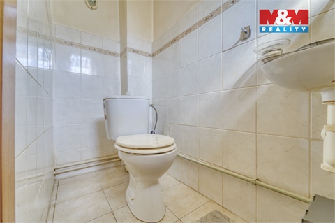 Prodej rodinného domu, 193 m² 8