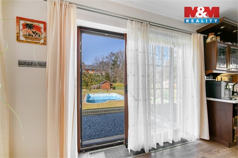 Prodej rodinného domu, 230 m² - 8