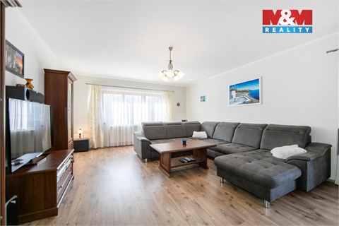 Prodej rodinného domu, 230 m² - 6