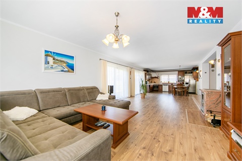 Prodej rodinného domu, 230 m² 4