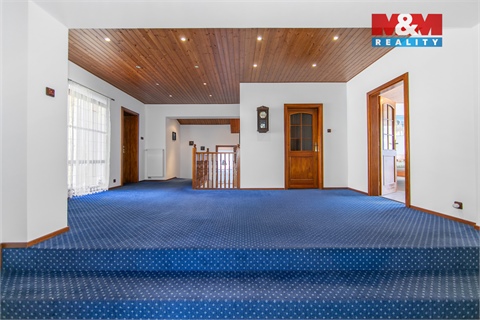 Prodej rodinného domu, 230 m² 14