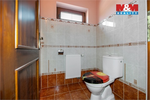 Prodej rodinného domu, 230 m² 24