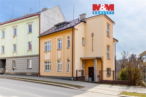 Prodej rodinného domu, 228 m² 0