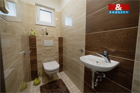 Prodej rodinného domu, 144 m² 14