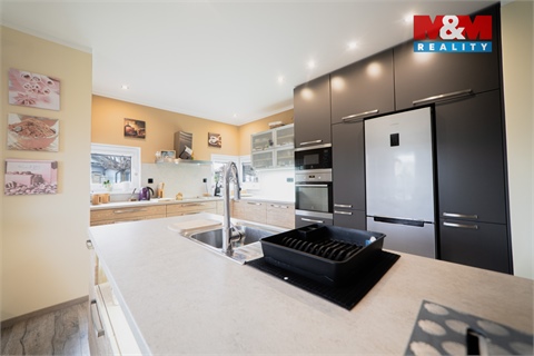 Prodej rodinného domu, 144 m² 2