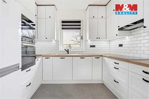 Prodej rodinného domu, 94 m² - 2