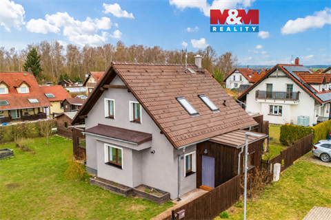 Prodej rodinného domu, 157 m² 0