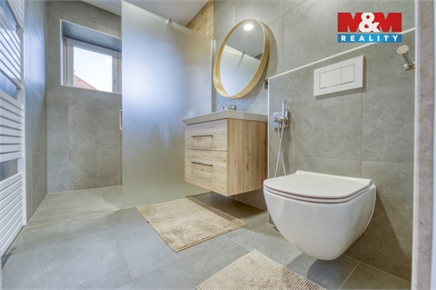 Pronájem bytu 3kk, 80 m² - 8