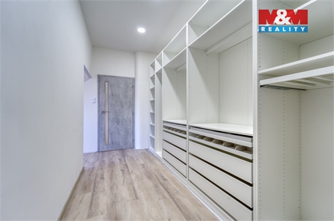 Pronájem bytu 3kk, 80 m² 16