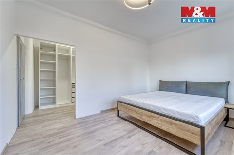 Pronájem bytu 3kk, 80 m² 14