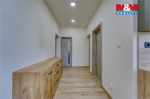 Pronájem bytu 3kk, 80 m² 8