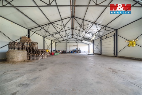 Pronájem skladu / haly, 400 m² 2