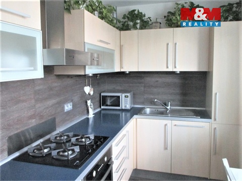 Pronájem bytu 2+1, 56 m² 2