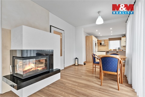 Prodej rodinného domu, 212 m² - 2