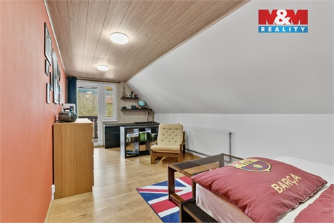 Prodej rodinného domu, 212 m² 6