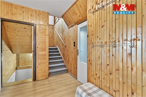 Prodej rodinného domu, 212 m² - 20