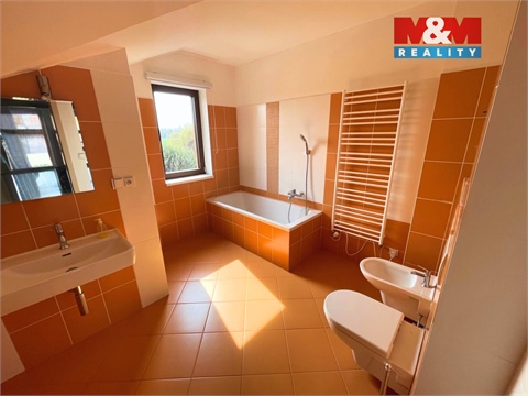 Prodej rodinného domu, 127 m² - 4