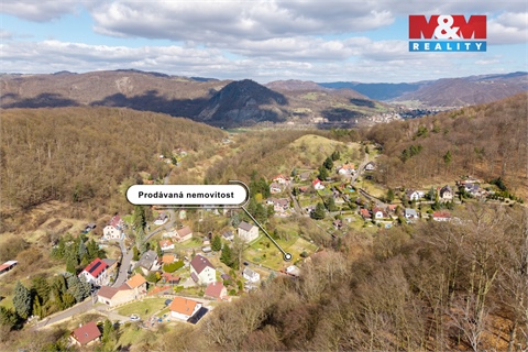 Prodej stavebního pozemku, 952 m² 10